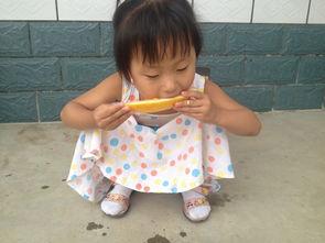 吃瓜照片儿童,捕捉童真瞬间