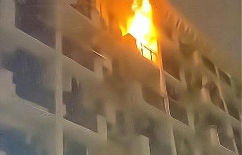 宿舍起火隔壁吃瓜,邻里安全的警示与反思