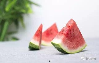 老人梦见吃瓜,揭秘老人梦中吃瓜的神秘寓意